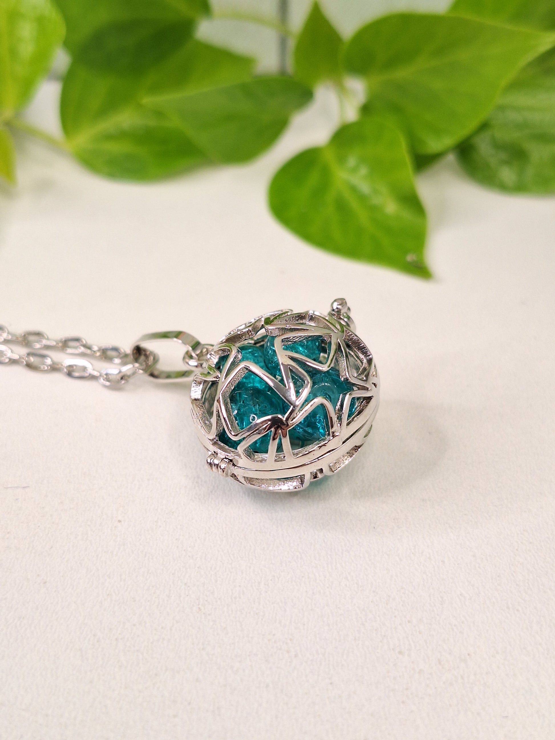 Platinum Plated Star Cage Pendant Necklace, Chunky Chain Silver Jewellery with Blue Crackle Beads Bead