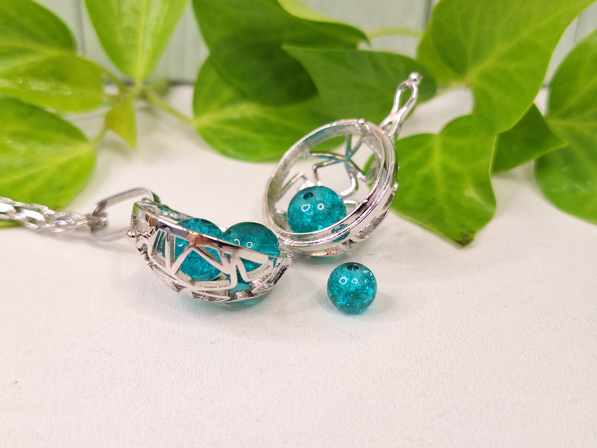 Platinum Plated Star Cage Pendant Necklace, Chunky Chain Silver Jewellery with Blue Crackle Beads Bead