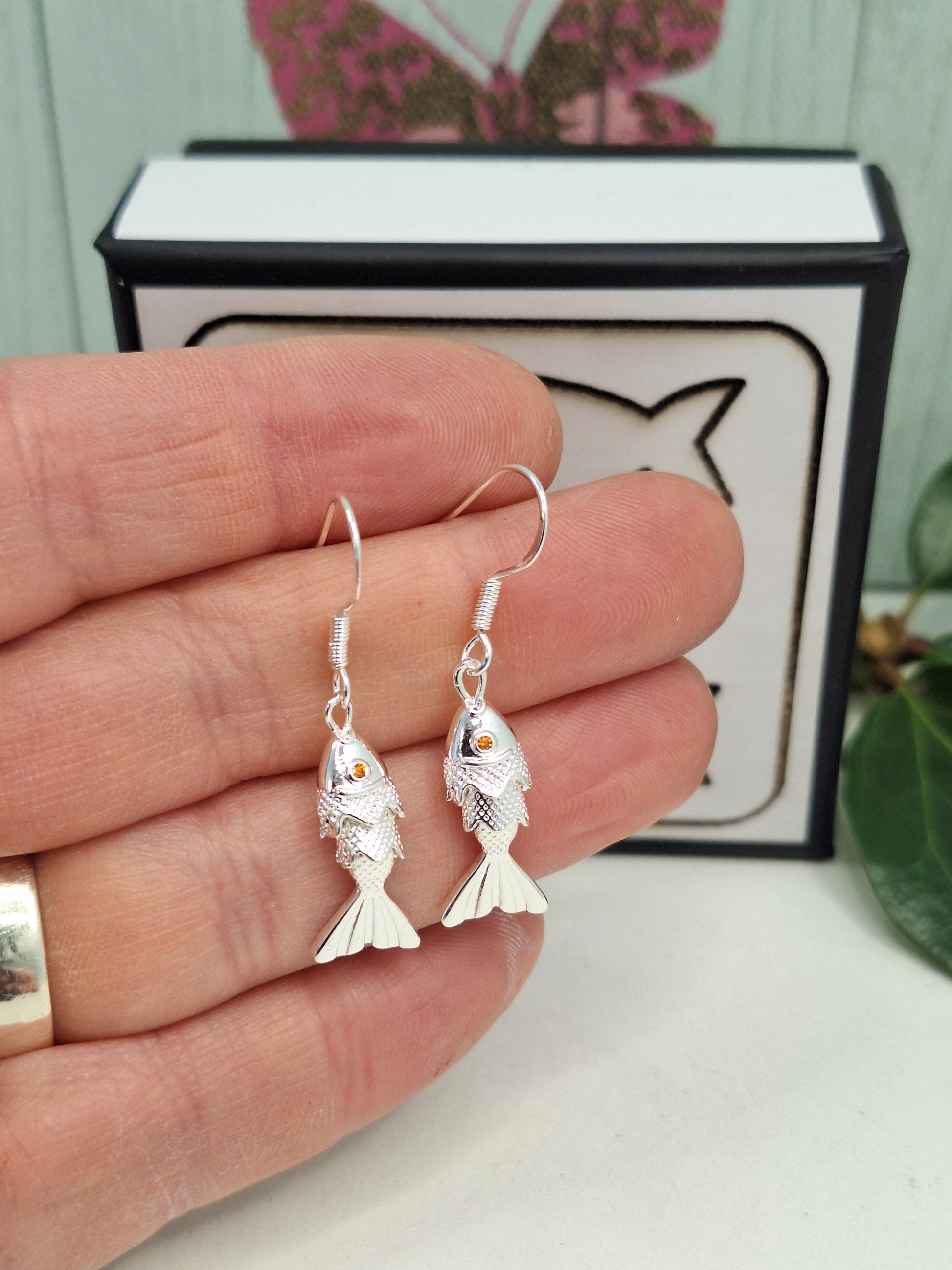 Sardine Pendant/Earring Set Movable Tail Fish Drop 925 For Pisces Silver Fun Fish Themed Jewellery Set for Sardine Lovers Novelty Gift