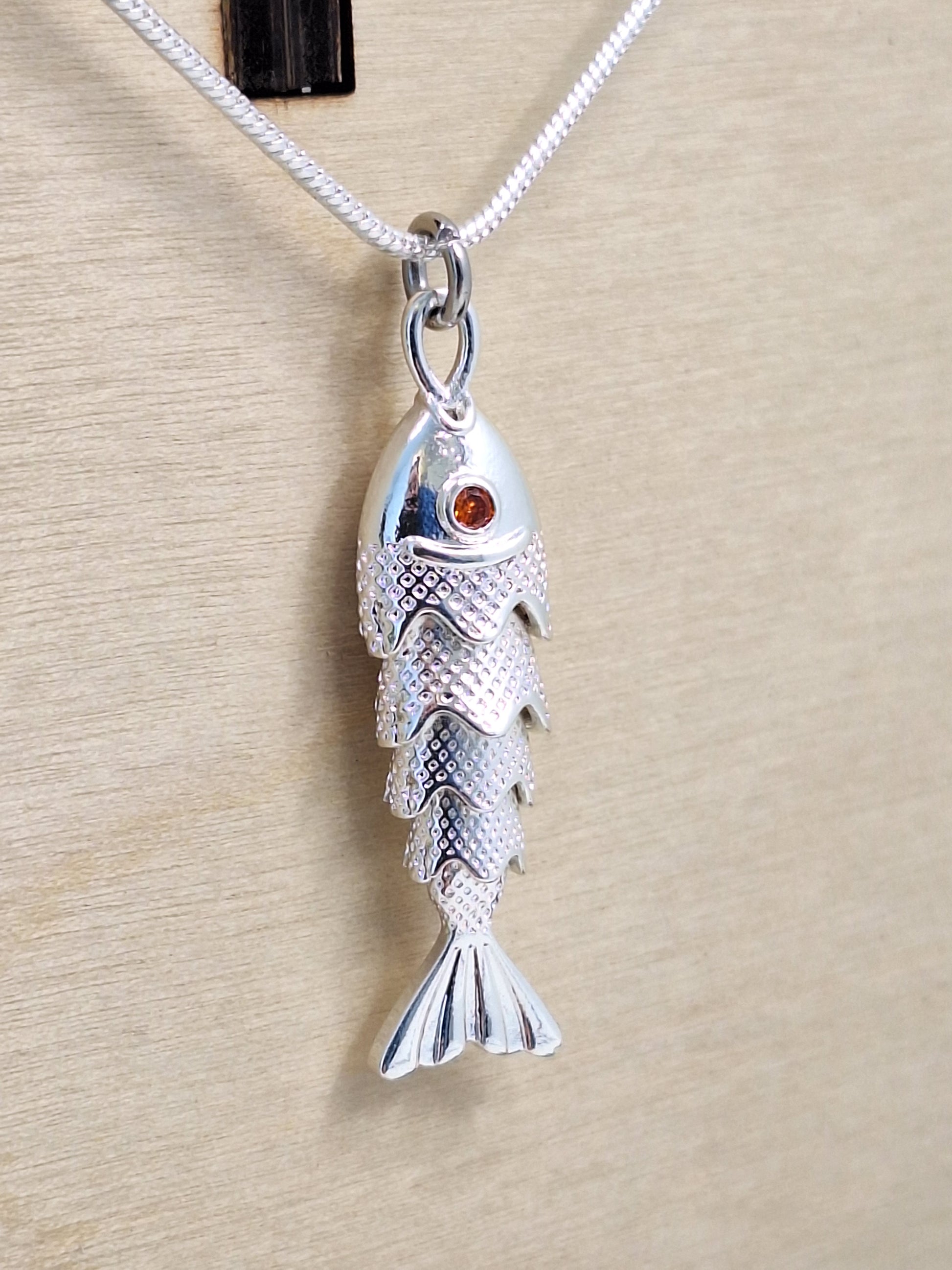 Sardine Pendant/Earring Set Movable Tail Fish Drop 925 For Pisces Silver Fun Fish Themed Jewellery Set for Sardine Lovers Novelty Gift