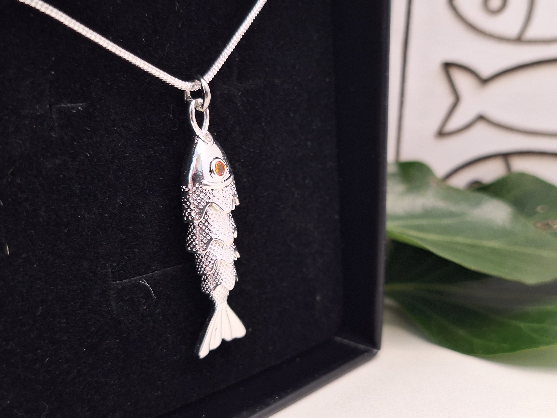 Sardine Pendant/Earring Set Movable Tail Fish Drop 925 For Pisces Silver Fun Fish Themed Jewellery Set for Sardine Lovers Novelty Gift
