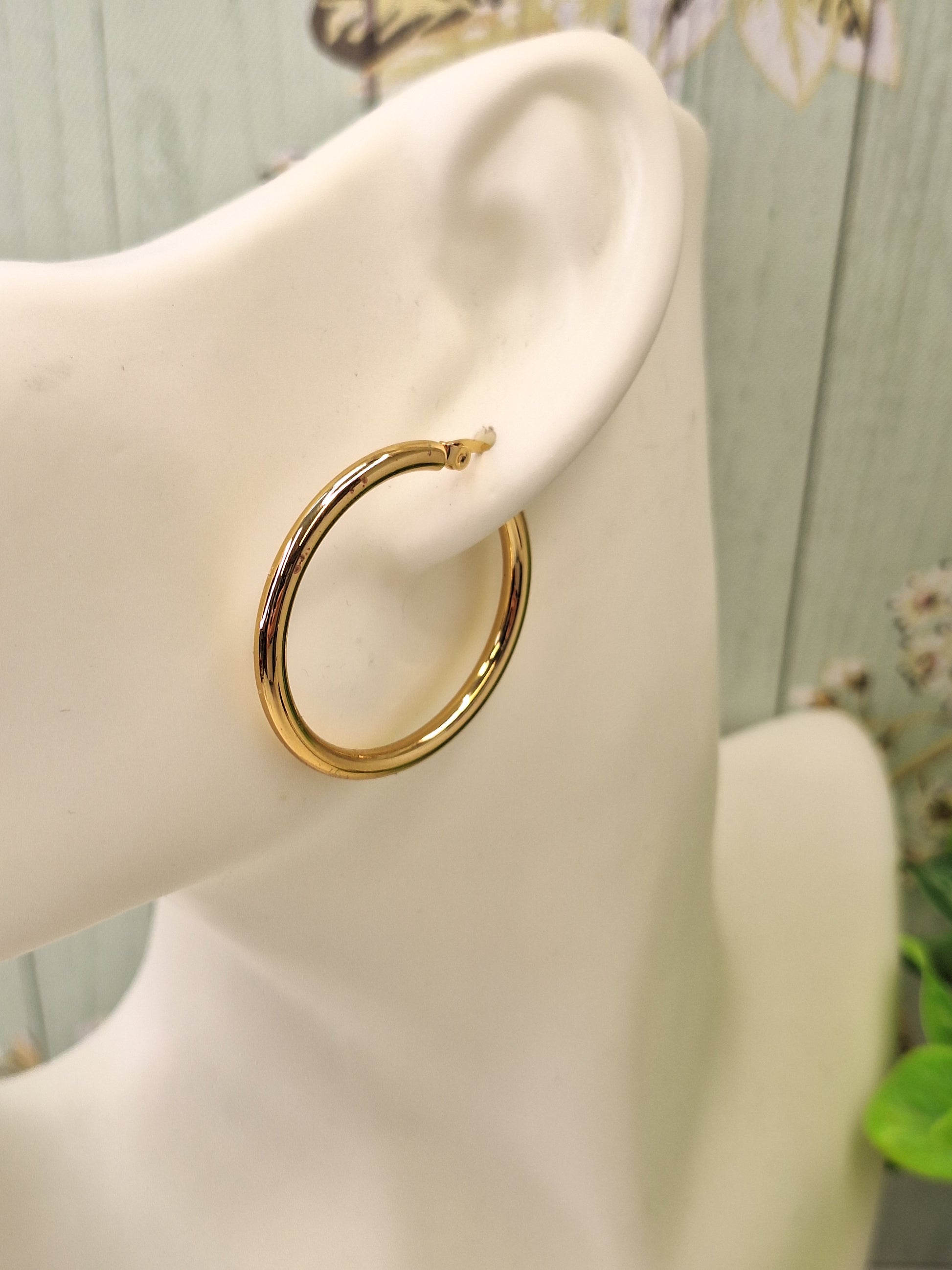 Oversized Stainless Steel 201 Hypoallergenic Minimalistic Hoops, Large Gold Hoop