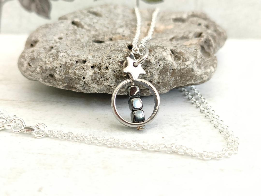 Fidget Necklaces For Stress Relief, Tiny Square Hematite Bead Fidget Jewellery with Stainless Steel Stars, Positive Energy Jewellery.