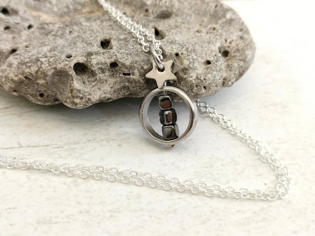 Fidget Necklaces For Stress Relief, Tiny Square Hematite Bead Fidget Jewellery with Stainless Steel Stars, Positive Energy Jewellery.