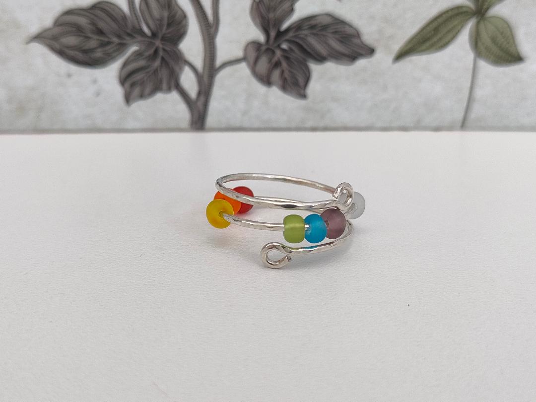 Fidget Thumb Ring, 925 Sterling Silver wire & balls, hand hammered texture ring, Rainbow Glass Anxiety Ring. (1mm thick)