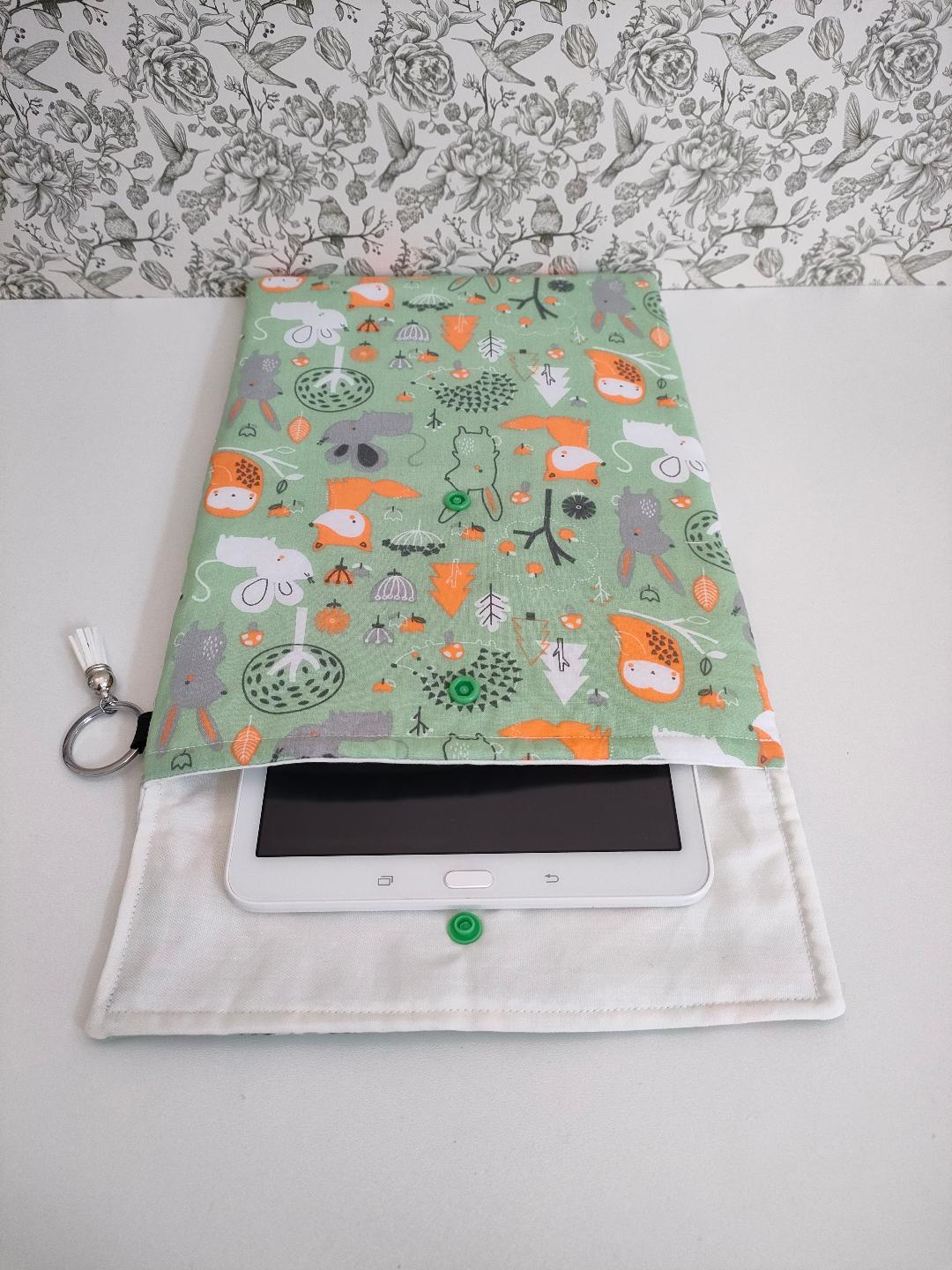Adjustable Book Sleeve Mint Green, Handmade Padded Protective Book Cosy, Fox Themed Animal Print Tablet Pouch, Holiday Book Essentials