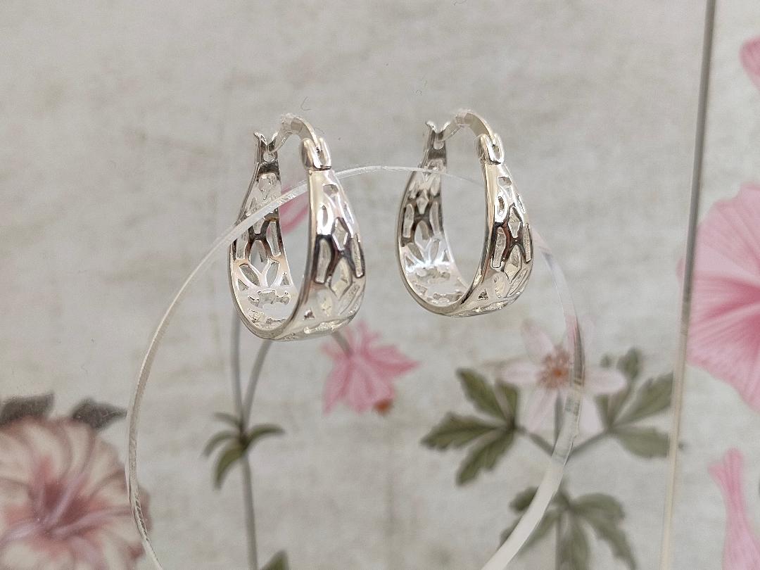Stainless Steel Silver colour cut out Hoops, 925 Chunky Hoops, Earrings for women, Minimalistic simple Hoops