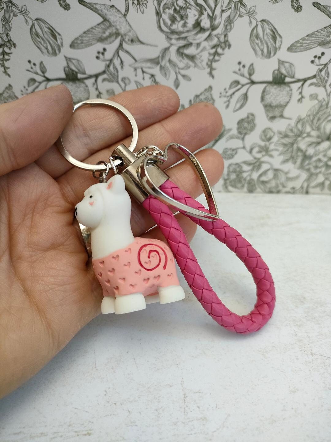 Cute Alpaca Keychains, Llama lover Gifts, Animal Themed Bag Accessories, Gift for Alpaca Lovers, Valentines Gifts for her