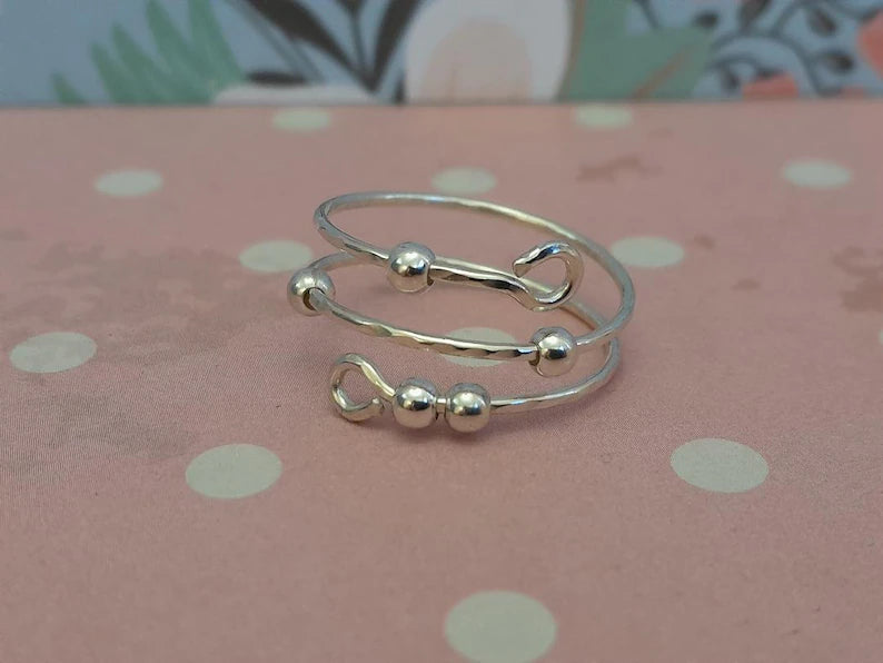 Fidget Thumb Ring, 925 Sterling Silver wire & balls, hand hammered texture ring, Anxiety Ring. (1mm thick)