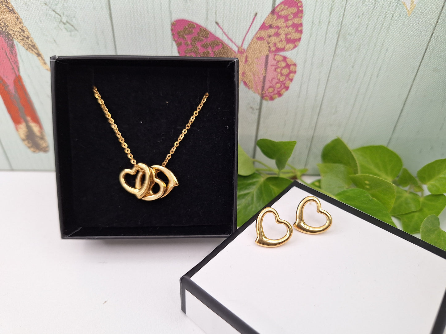 Golden Heart Hypoallergenic 304 Steel Earring and Necklace Set