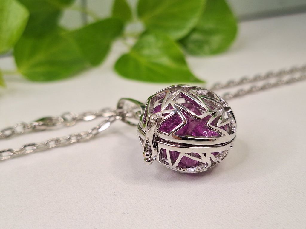 Platinum Plated Star Cage Pendant Necklace, Chunky Chain Silver Jewellery with Pink Crackle Beads Bead (Copy)