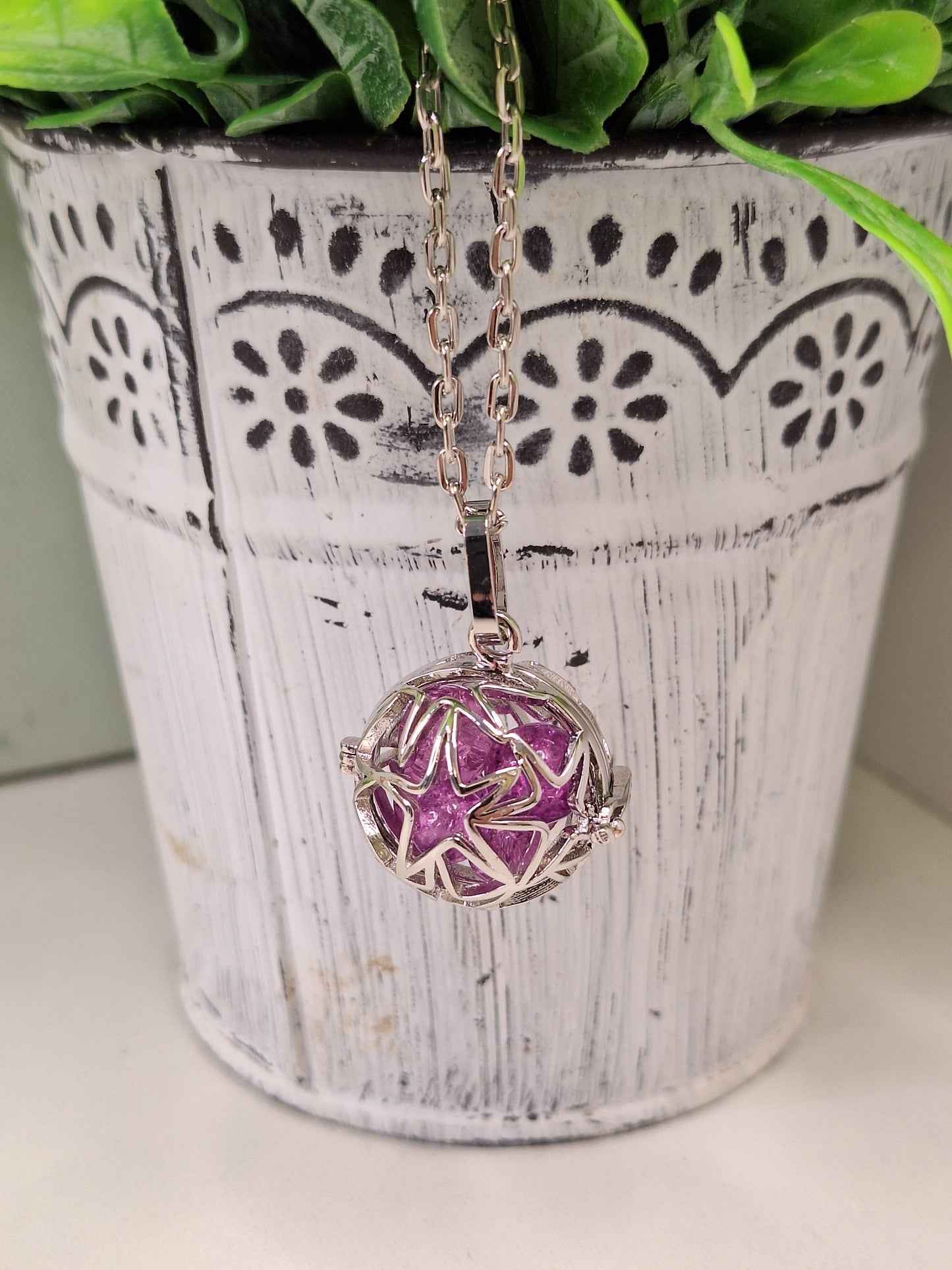 Platinum Plated Star Cage Pendant Necklace, Chunky Chain Silver Jewellery with Pink Crackle Beads Bead (Copy)