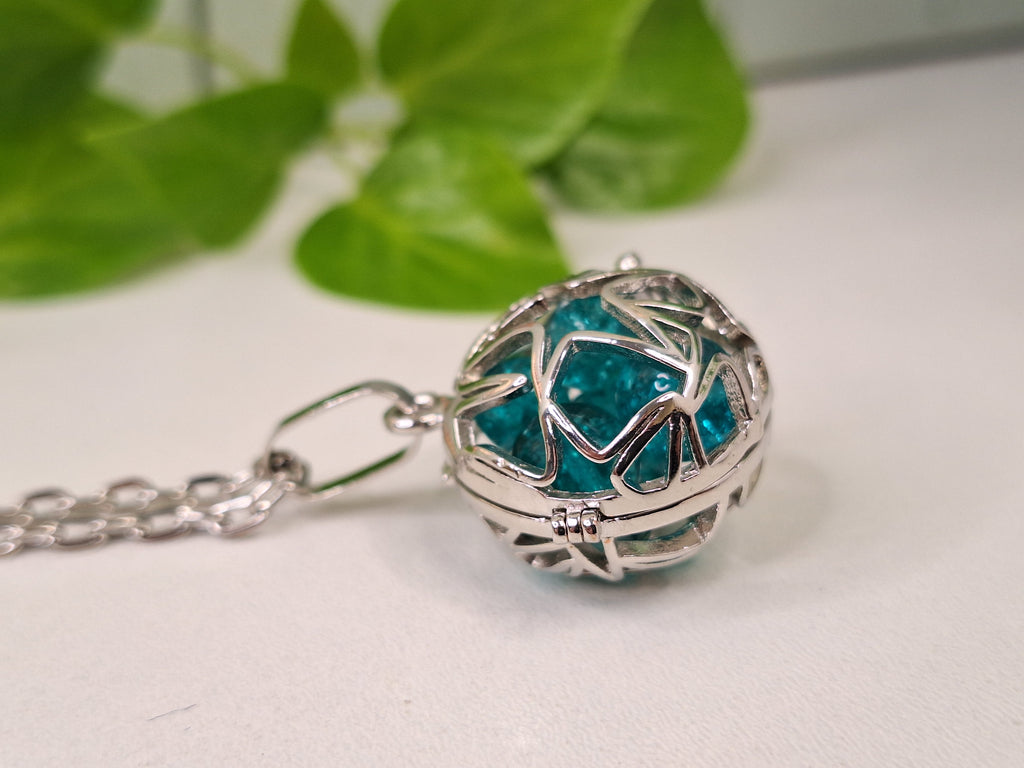 Platinum Plated Star Cage Pendant Necklace, Chunky Chain Silver Jewellery with Blue Crackle Beads Bead