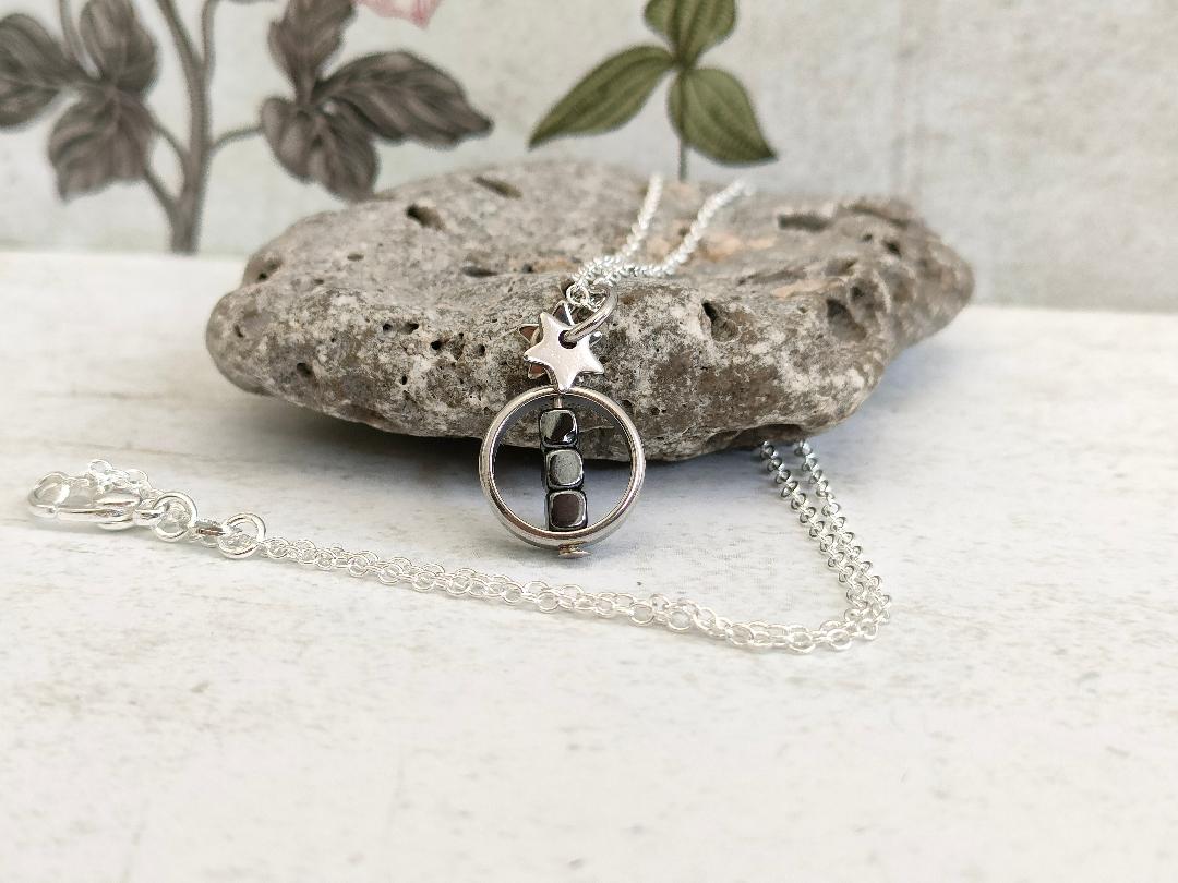 Fidget Necklaces For Stress Relief, Tiny Square Hematite Bead Fidget Jewellery with Stainless Steel Stars, Positive Energy Jewellery.