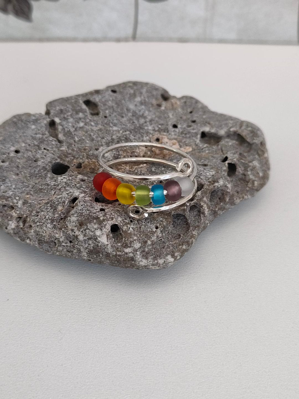 Fidget Thumb Ring, 925 Sterling Silver wire & balls, hand hammered texture ring, Rainbow Glass Anxiety Ring. (1mm thick)