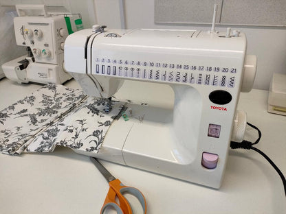 Learn to use and maintain a sewing machine (2 hour course)