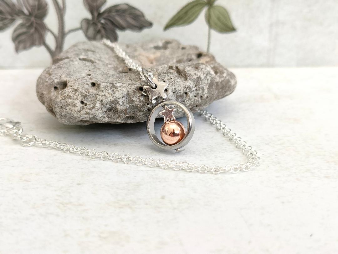 Fidget Necklaces For Stress Relief, Rose Gold Hematite Bead Fidget Jewellery with Stainless Steel Stars, Worry Jewellery For Her.