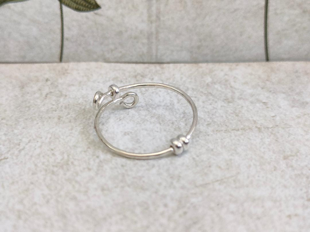 Single Twist, 925 Sterling Silver Thumb Fidget ring, Anxiety ring, Thin Fidget Ring, Fidget ring, (one size)(1mm thick)Hand hammered ring