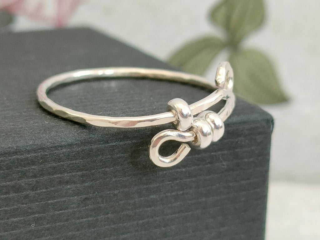 Single Twist, 925 Sterling Silver Thumb Fidget ring, Anxiety ring, Thin Fidget Ring, Fidget ring, (one size)(1mm thick)Hand hammered ring