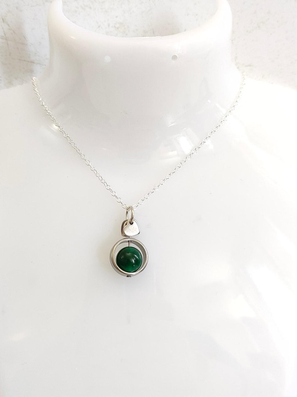 Fidget Necklaces, Emerald Beed Fidget Jewellery with Stainless Steel Hearts, Worry Jewellery.