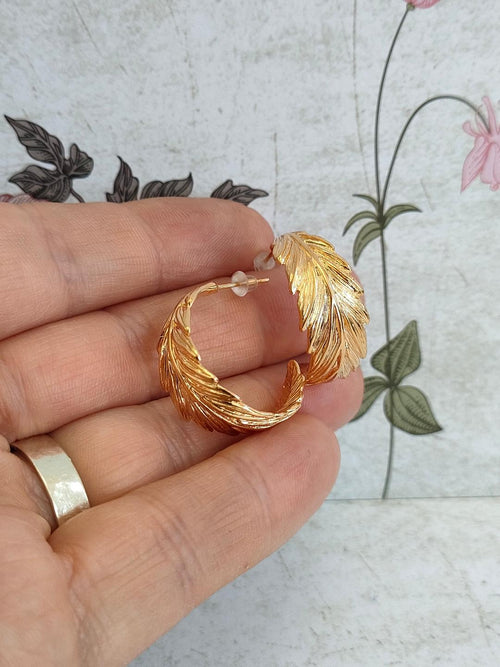18k Gold (plated) Leaf Hoop, Minimalistic Leaf Jewellery,