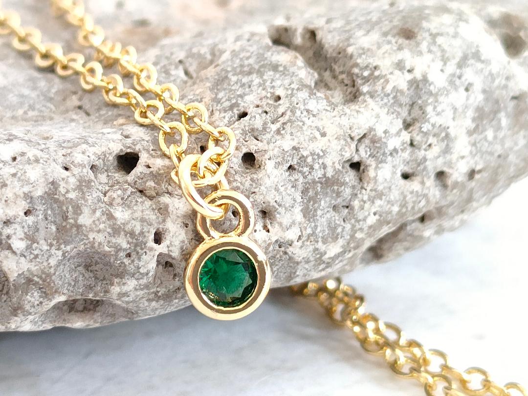 Emerald Green CZ Necklace, Tiny Round CZ Pendant Necklace, Dainty Gold Chain Layered Necklace, Green Gemstone Necklace,