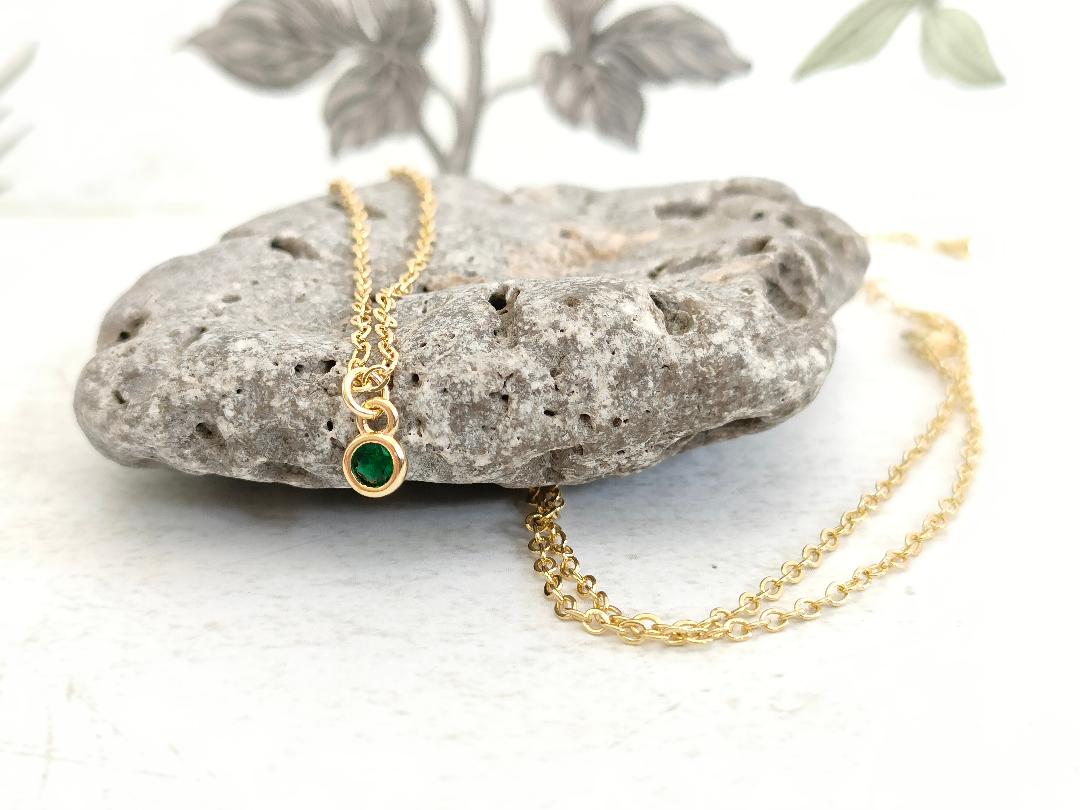 Emerald Green CZ Necklace, Tiny Round CZ Pendant Necklace, Dainty Gold Chain Layered Necklace, Green Gemstone Necklace,