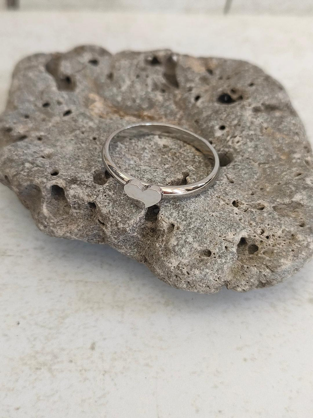 304 Stainless Steel Heart Finger Ring, Romantic Gift, Hypoallergenic Jewellery, Cute Heart Rings.