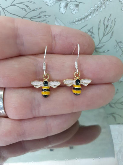 Cute Baby enamel Bee and Light Gold earring, Bee earrings, Small Bee Earrings, (Silver 925 Hook)