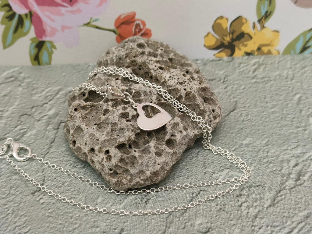 Silver 925 Double Heart Necklace, Gift for Mothers Day, Minimalistic Heart Pendant for her, Heart 925 Necklace