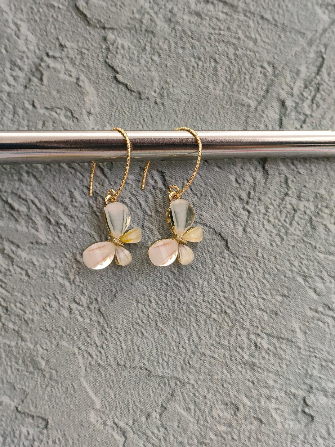 Butterfly Glass Gem Dangle Earrings, 18K Gold Plated Textured Earring Hooks, Summer Earrings, Butterfly Lover Hooks