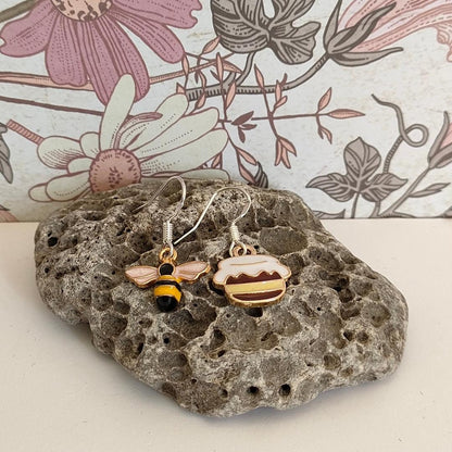 Cute Mix and Match Baby Enamel Bee and Honey Pot Earring, Bee Themed Earrings, Bee lover Jewellery (Silver 925 Hook)
