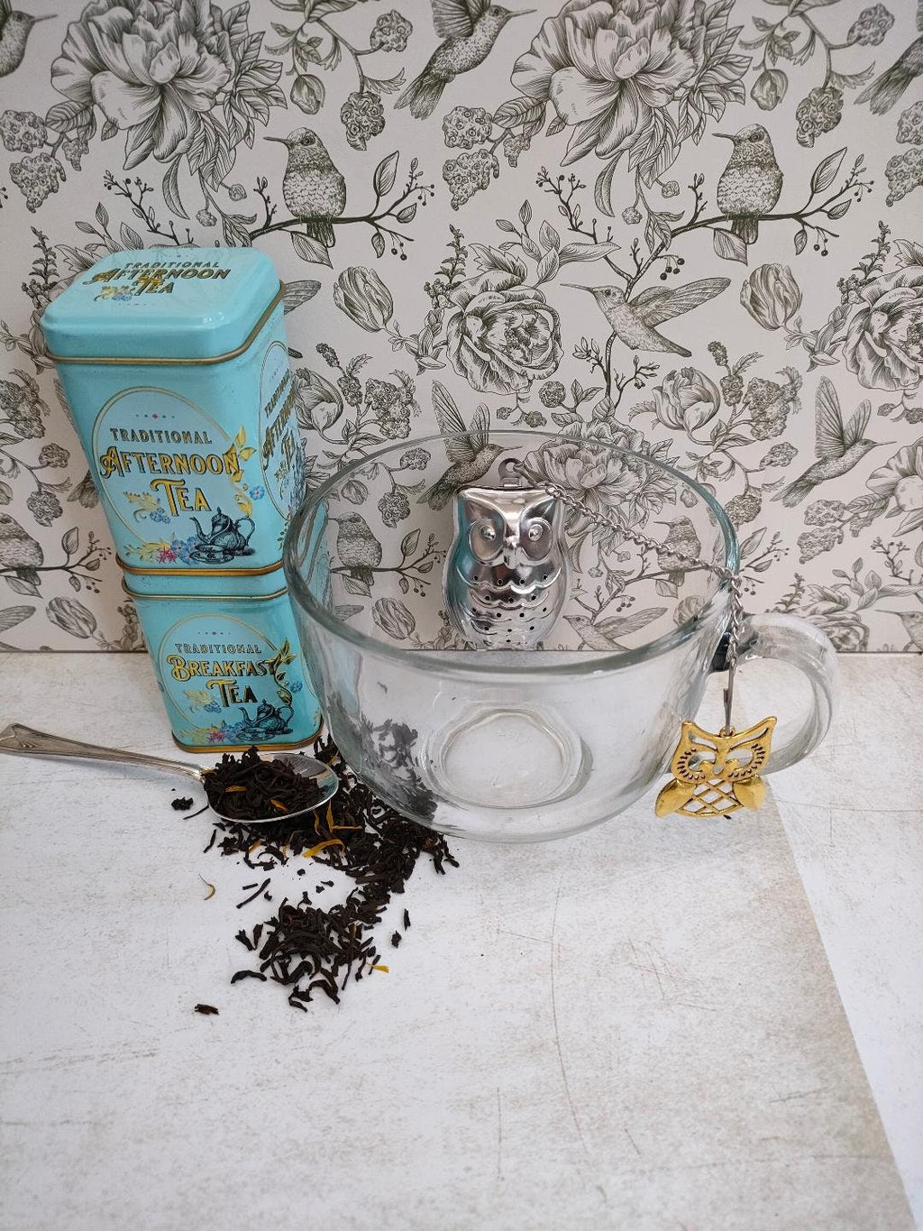 Owl Shaped Tea Infuser with Cute Gold Owl Charm, loose Tea Infuser, Mesh Tea Strainer, herb infuser, Animal Themed Tea Gifts