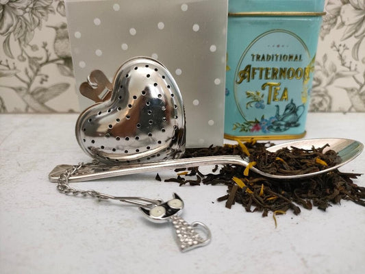 Heart Shaped Tea Infuser with Cute Cat Charm, loose Tea Infuser, Mesh Tea Strainer, herb infuser, Animal Themed Tea Gifts