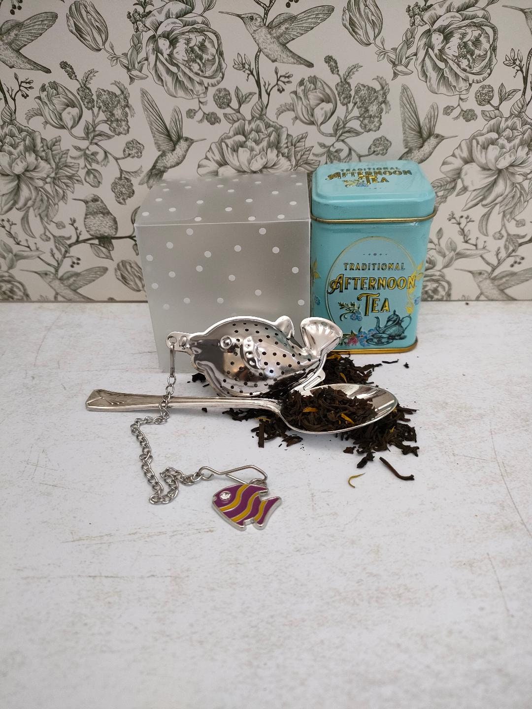 Fish Shaped Tea Infuser with Cute Fish Charm, loose Tea Infuser, Mesh Tea Strainer, herb infuser, Animal Themed Tea Gifts