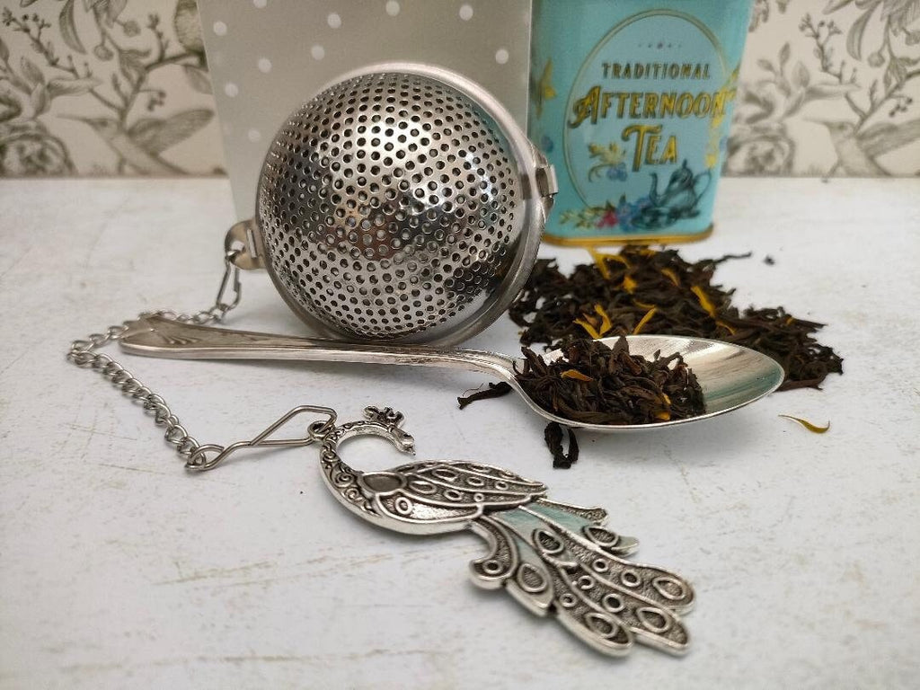 Ball Mesh Tea Infuser with Peacock Charm, loose Tea Infuser, Mesh Tea Strainer, herb infuser, Animal Themed Tea Gifts