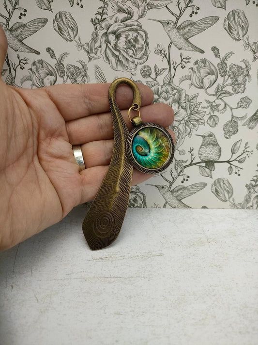 Peacock Antique Bronze Tibetan Style Alloy Bookmarks, Bird themed Bookmarker, Gift for Book Lovers, Reading Accessories and Gfits