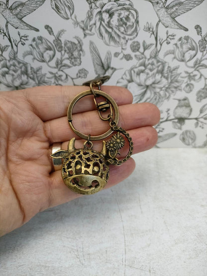 Cow Head Antique Bronze Tibetan Style keyring, Animal themed Key Chains, Gift for Cow Lovers, Bag Accessories and Gfits