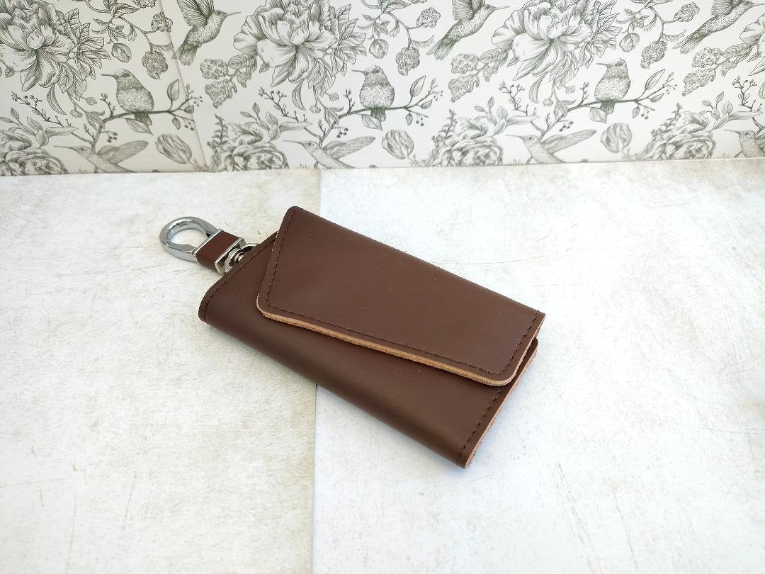 Soft Genuine Leather Car Key Holder for Men, Change Purse, Keychain Case Wallet with 6 Hooks Fathers Day Gifts, Mens Leather Wallets