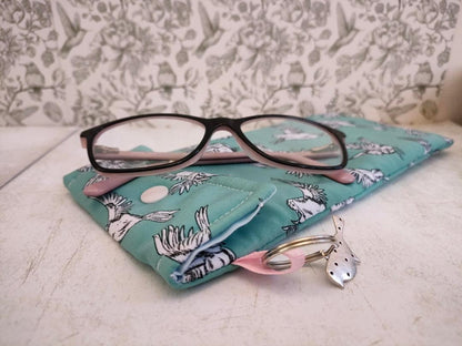 Bird Themed Soft Glasses Case, Holiday Accessories Essentials, Sun Glasses Padded Sleeve, Spectacles Case, Reading Glasses Case with Birds