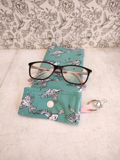 Bird Themed Soft Glasses Case, Holiday Accessories Essentials, Sun Glasses Padded Sleeve, Spectacles Case, Reading Glasses Case with Birds