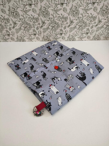 Adjustable Book Sleeve, Handmade Padded Protective Book Cosy, Crazy Cat Themed Animal Print Fabric Tablet Pouch, Holiday Book Essentials