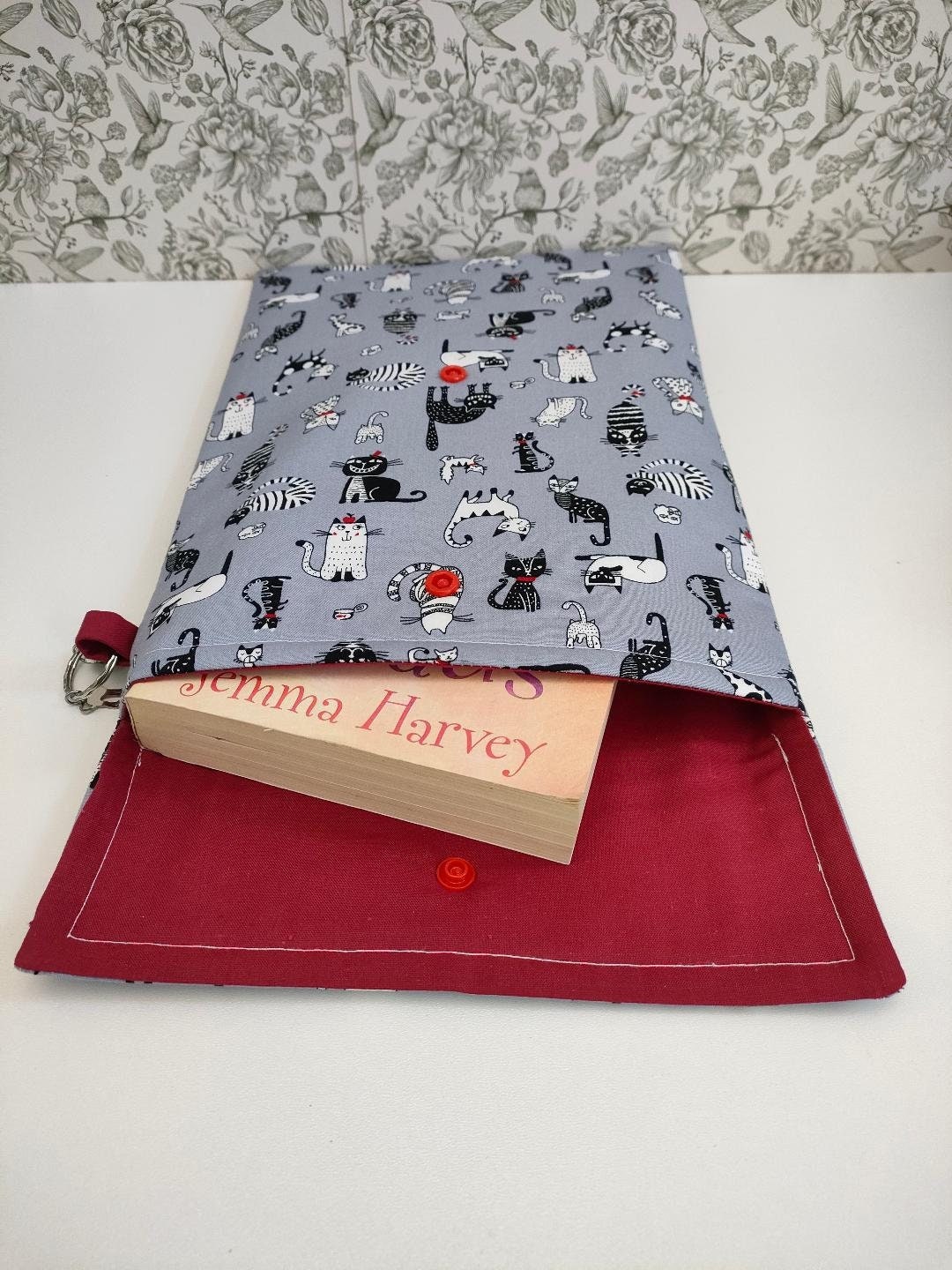Adjustable Book Sleeve, Handmade Padded Protective Book Cosy, Crazy Cat Themed Animal Print Fabric Tablet Pouch, Holiday Book Essentials