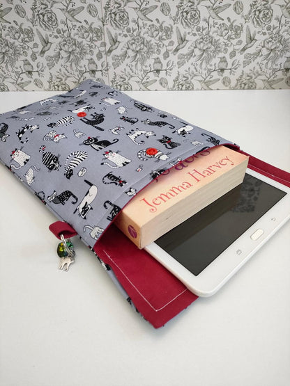 Adjustable Book Sleeve, Handmade Padded Protective Book Cosy, Crazy Cat Themed Animal Print Fabric Tablet Pouch, Holiday Book Essentials