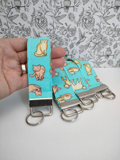 Cat Themed Key Fob, Mint Green Kitten Lanyards, Car key Accesorie, Handy Key Organiser, Chicken Fabric Keyring, Gift for Mum, Small Wristlet