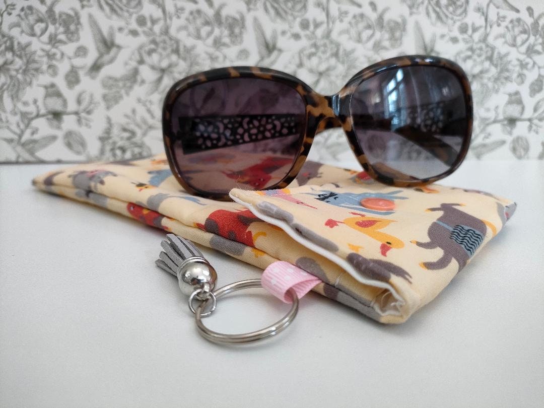 Farm Yard Print Themed Soft Glasses Case, Holiday Accessories Essentials, Sun Glasses Padded Sleeve, Spectacles Case, Fun Kids Glasses Case