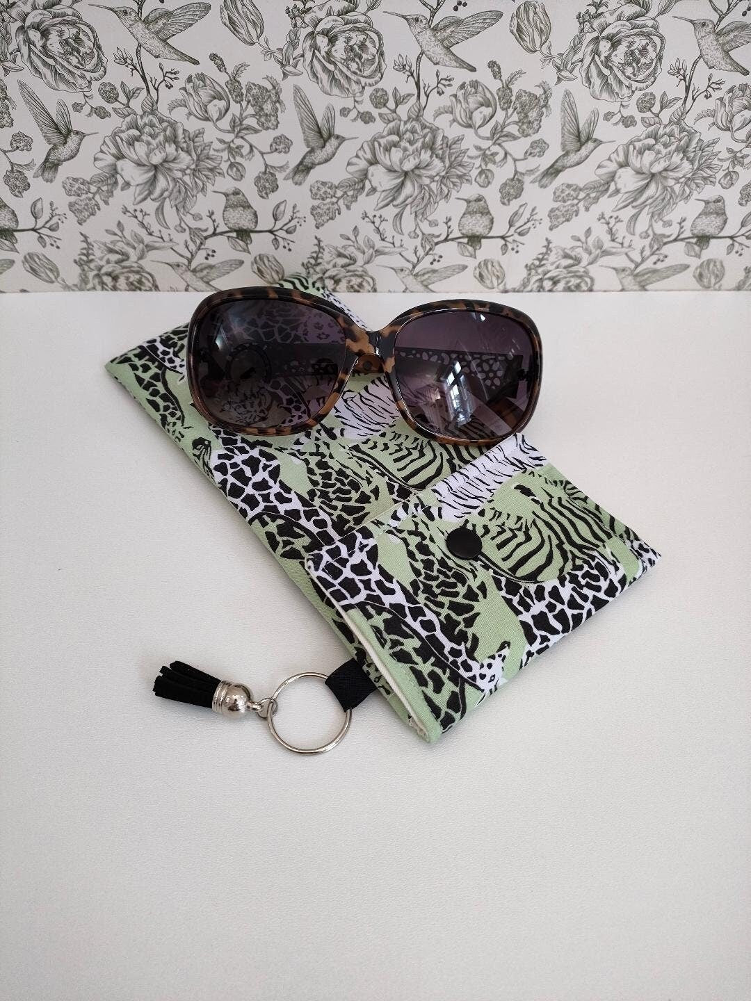 Safari Print Print Themed Soft Glasses Case, Holiday Accessories Essentials, Sun Glasses Padded Sleeve, Spectacles Case, Zebra Glasses Case