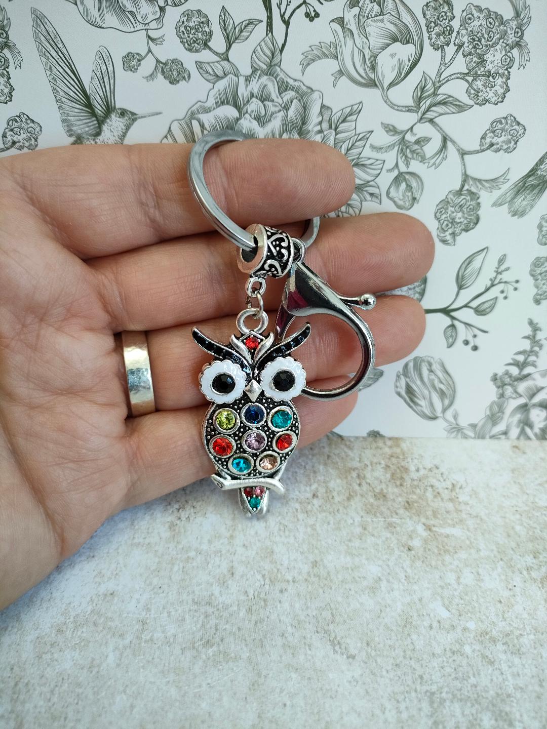 Wise Olw Keychains, Tibetan Style Owl with Rhinestones, Bird Themed Bag accessories and Keyrings