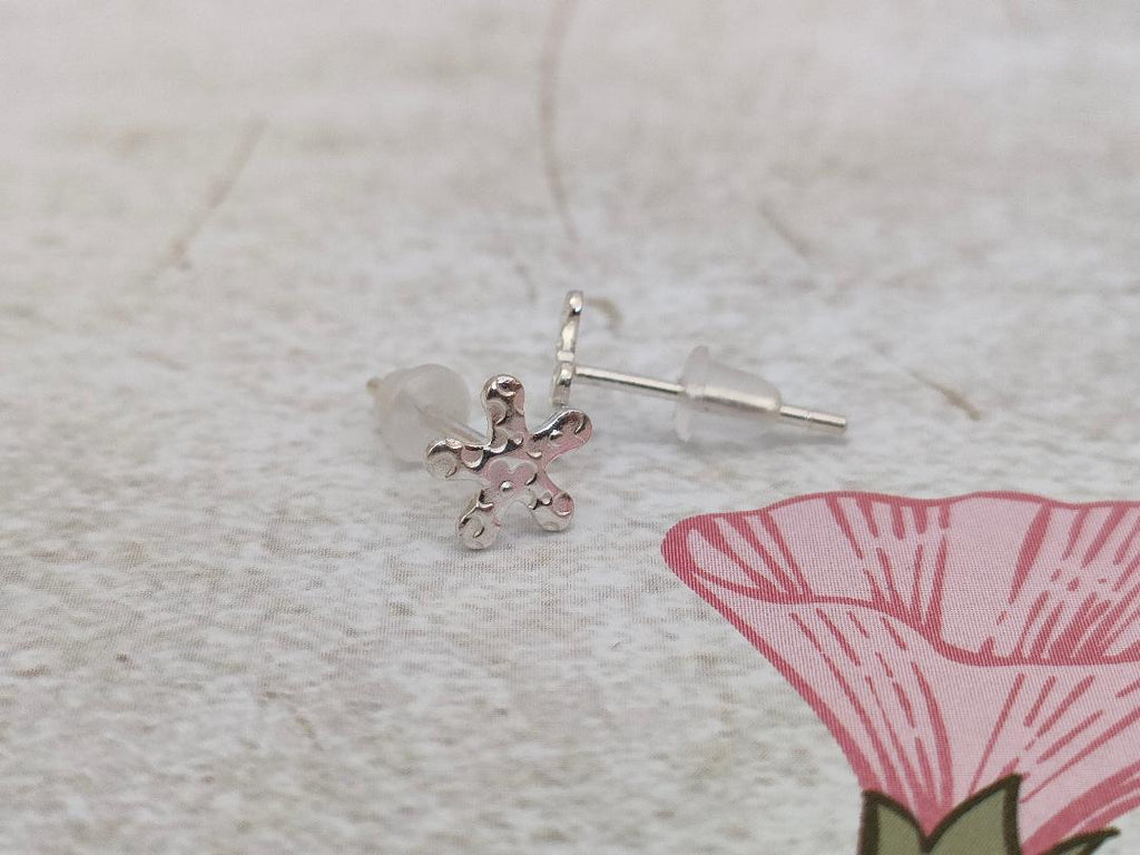 Silver 925 Star Studs with a flower etched print, Tiny 925 studs (Stamped)
